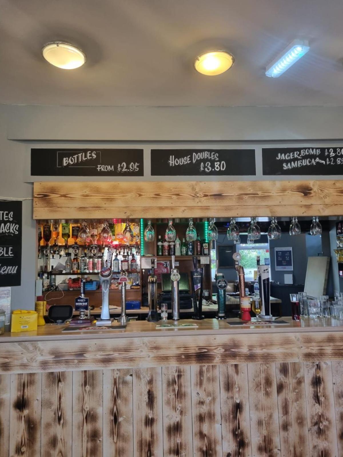 Black Bull Retreat, Barmston With Private Hot Tubs Driffield Zewnętrze zdjęcie